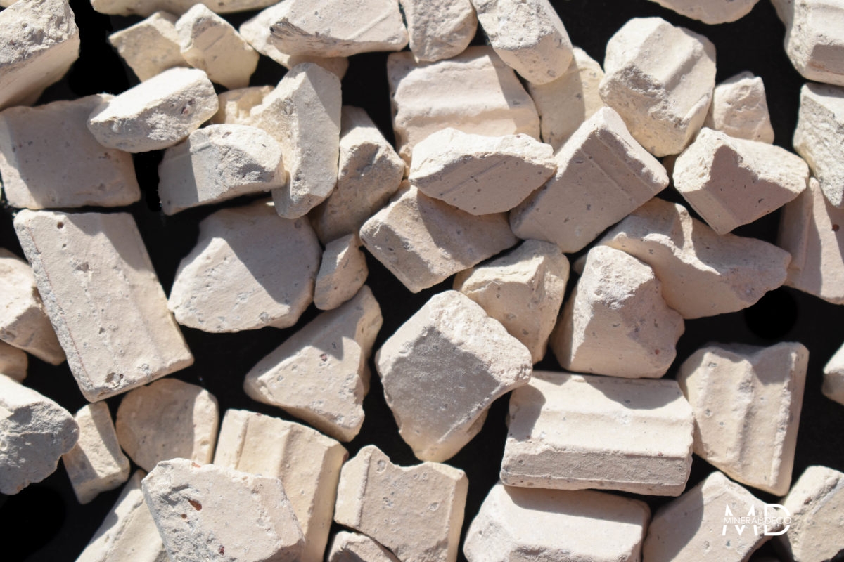Brique pilée, produit recyclé idéal pour paillage minéral...